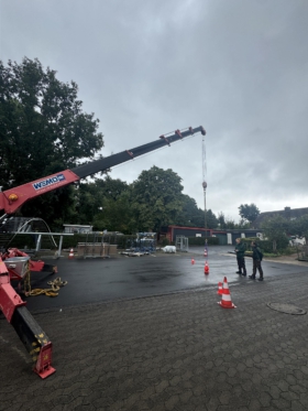 Sicheres Arbeiten mit dem Kran – ein Schulungstag bei SIMONMETALL