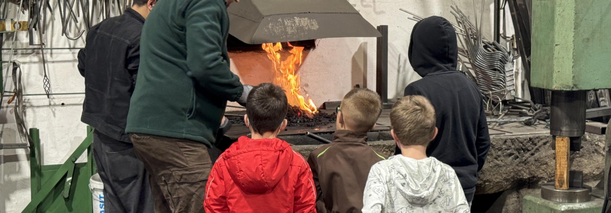 Lebendiger Adventskalender &ndash; Kreativer Besuch bei SIMONMETALL